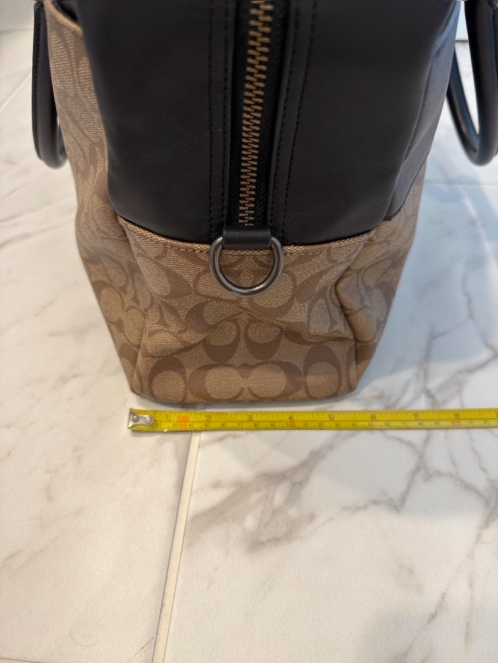 Coach Trekker Carryall - Picture 6 of 7